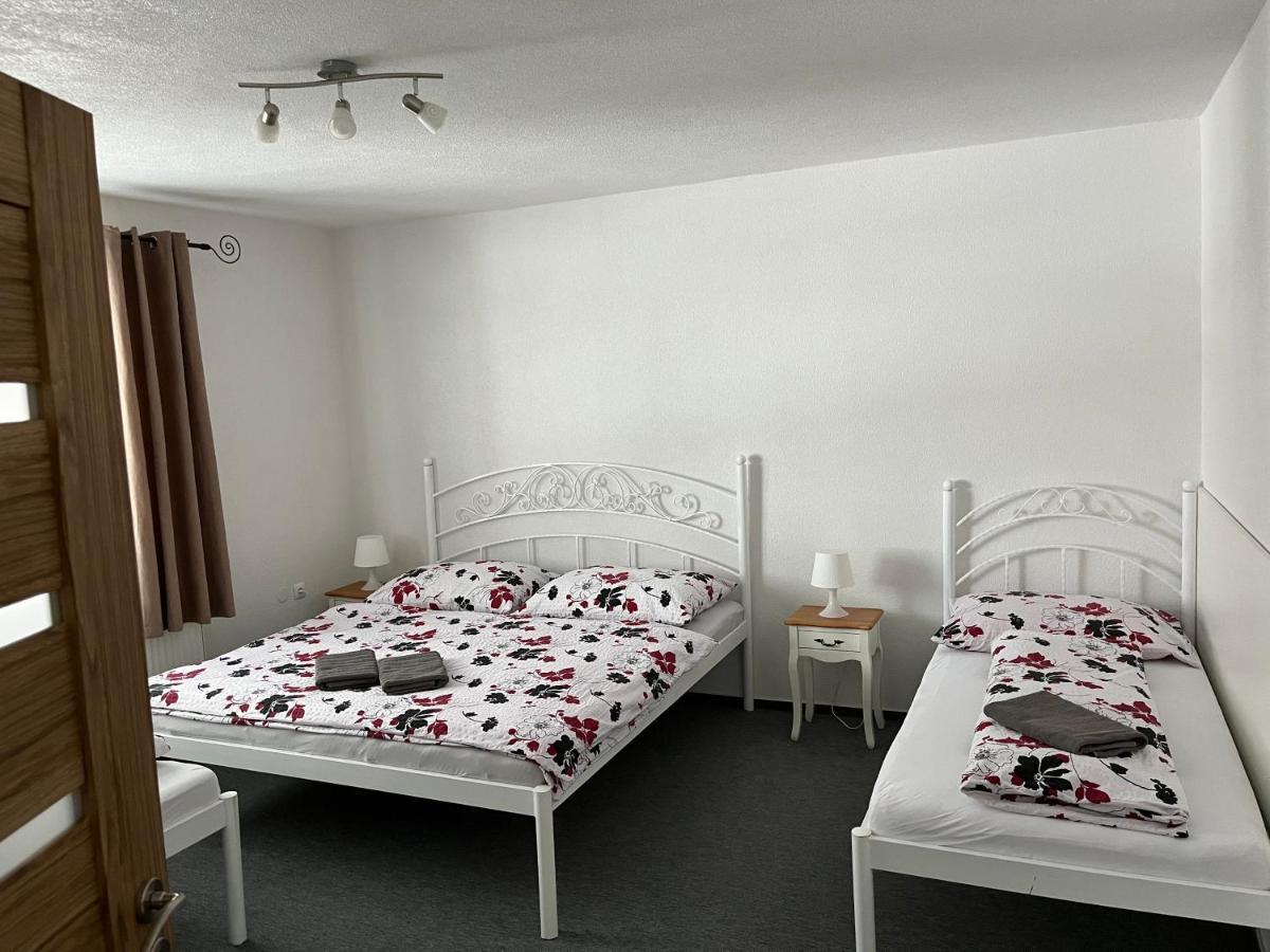 A&A Apartmany Липтовски-Микулаш Экстерьер фото