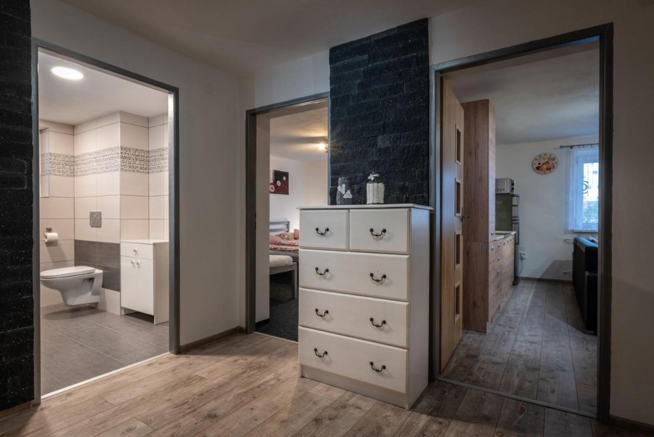 A&A Apartmany Липтовски-Микулаш Экстерьер фото